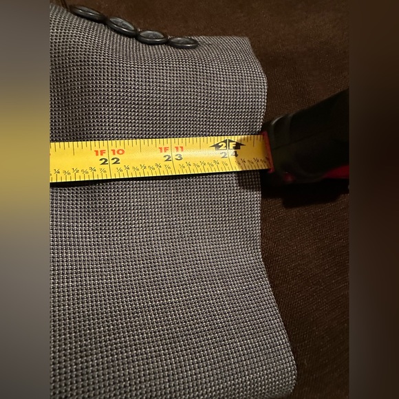 Calvin Klein Gray Suit, Pants & Jacket Set SZ 42 Pants Are Pleaded & cuf… - Picture 11 of 16